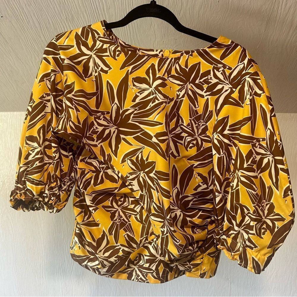 I.Madeline Yellow Floral Print Nursing Top, Breastfeeding Shirt, Size Large